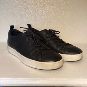 Ecco Black Size 6